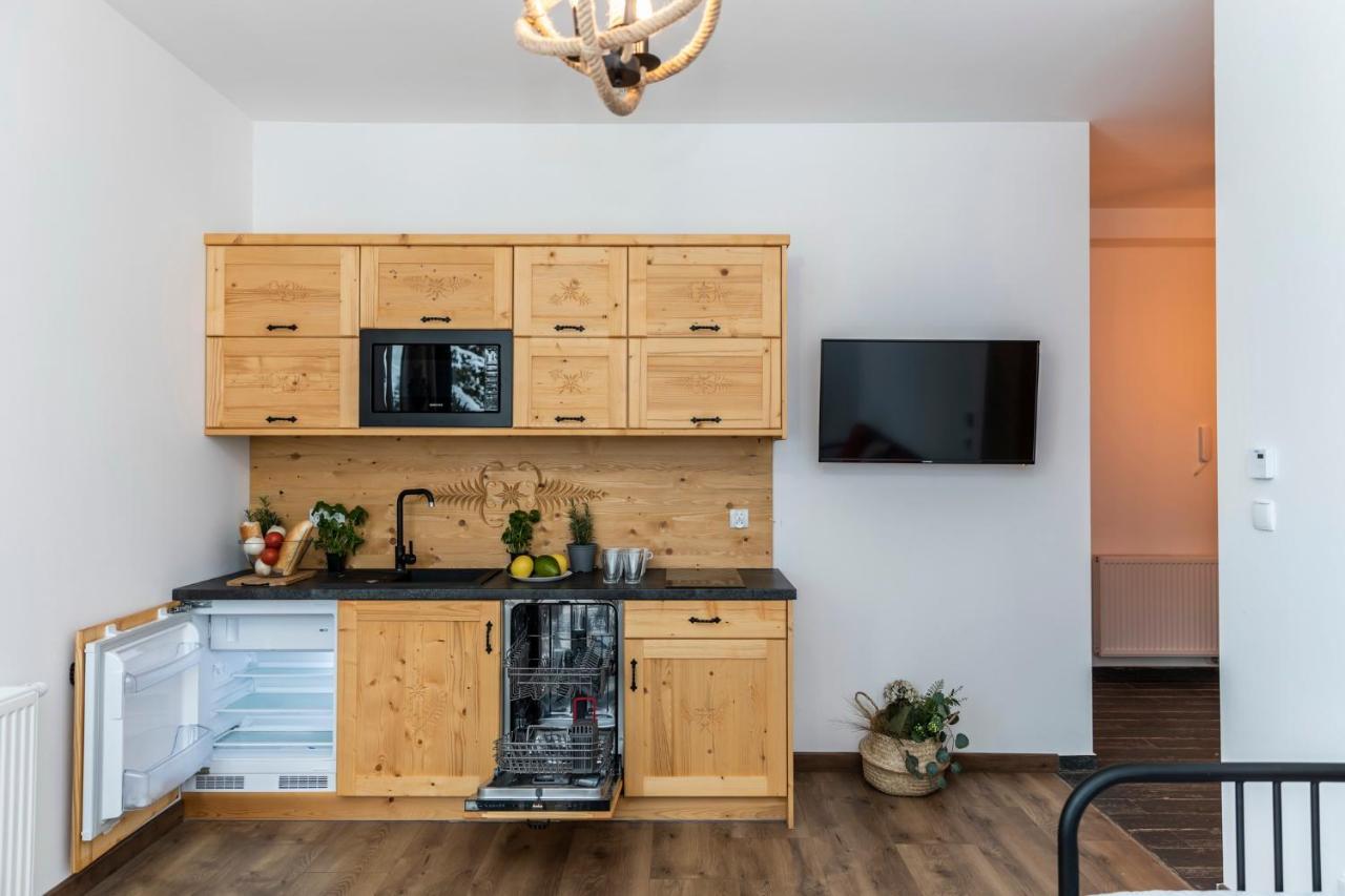 Udanypobyt Apartamenty Krzeptowki Potok Zakopane Buitenkant foto